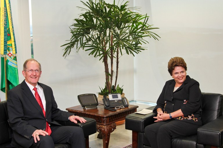 Presidenta Dilma Rousseff durante reunião com o presidente da Assembleia Geral das Nações Unidas, Joseph Deiss, no Palácio do Planalto. Brasília-DF, 20/06/2011