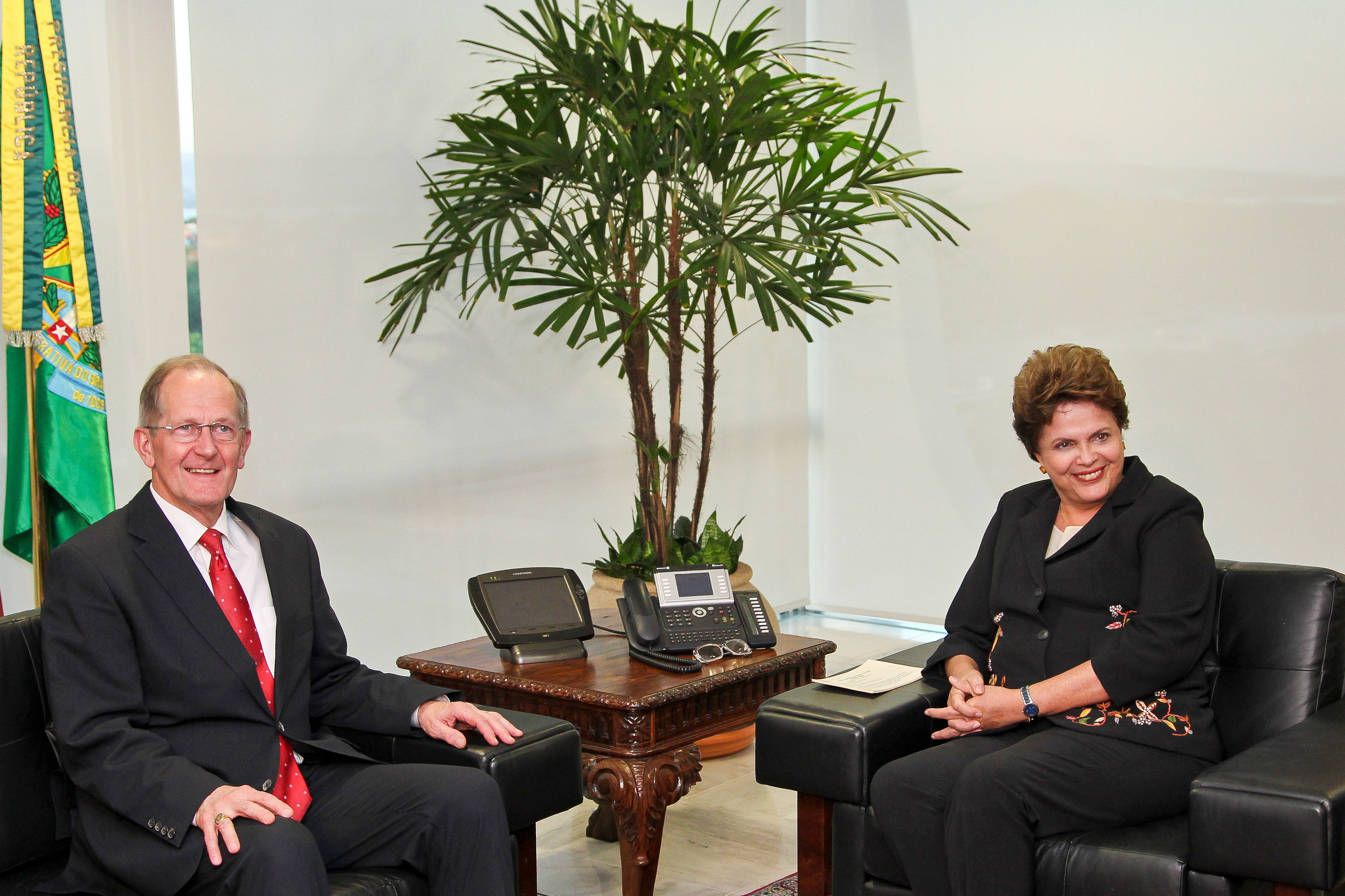  Presidenta Dilma Rousseff durante reunião com o presidente da Assembleia Geral das Nações Unidas, Joseph Deiss, no Palácio do Planalto. Brasília-DF, 20/06/2011