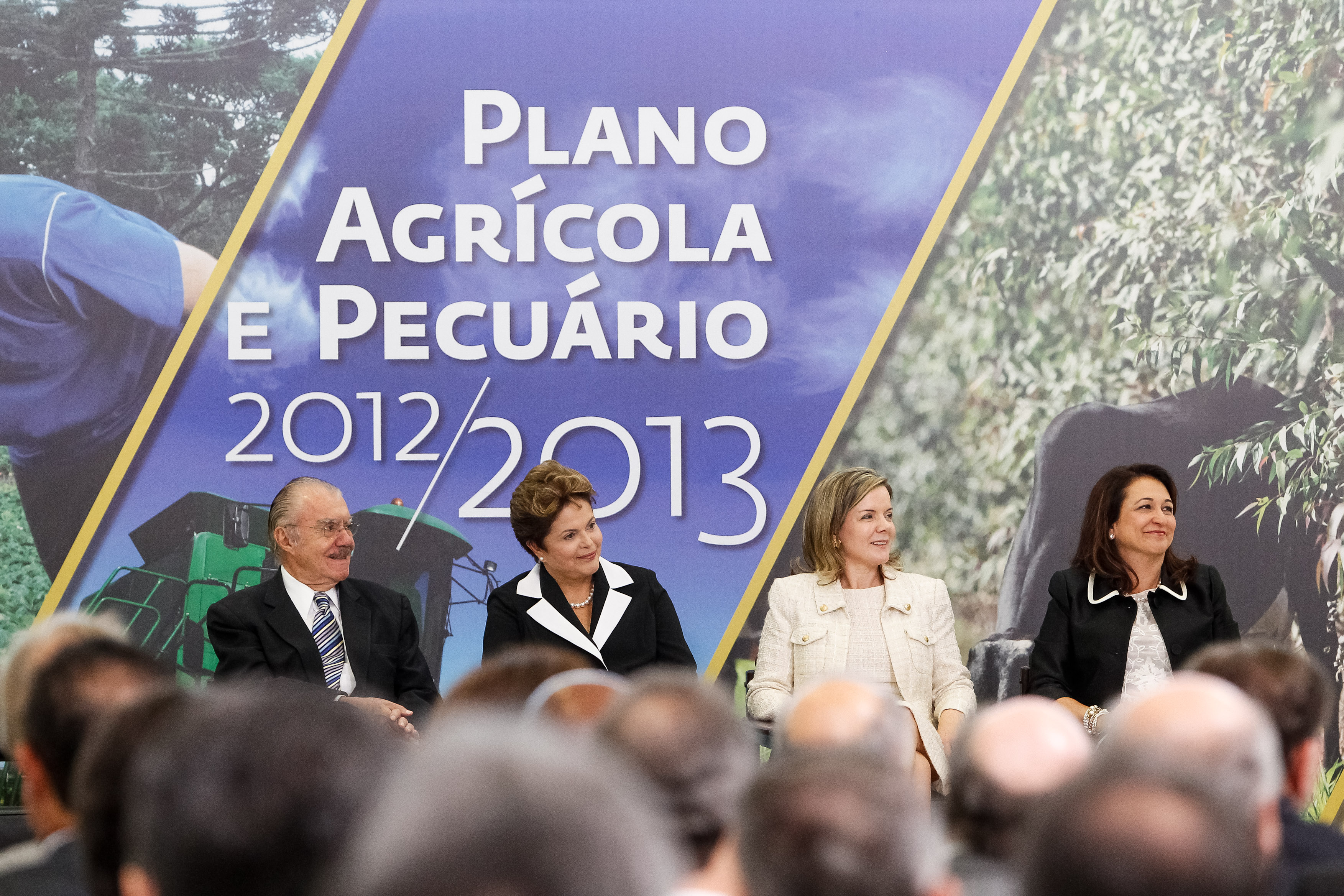 Presidenta Dilma Rousseff durante cerimônia de lançamento do Plano Agrícola e Pecuário 2012/2013. Brasília - DF, 28/06/2012
