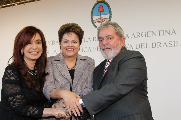 Presidenta Dilma Rousseff e Cristina Kirchner e o ex-presidente Lula durante a cerimônia de inauguração da Embaixada da República Argentina. Brasília-DF, 29/07/2011  