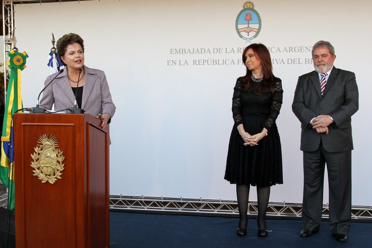  Presidenta Dilma Rousseff discursa durante cerimônia de inauguração da Embaixada da República Argentina. Brasília-DF, 29/07/2011  