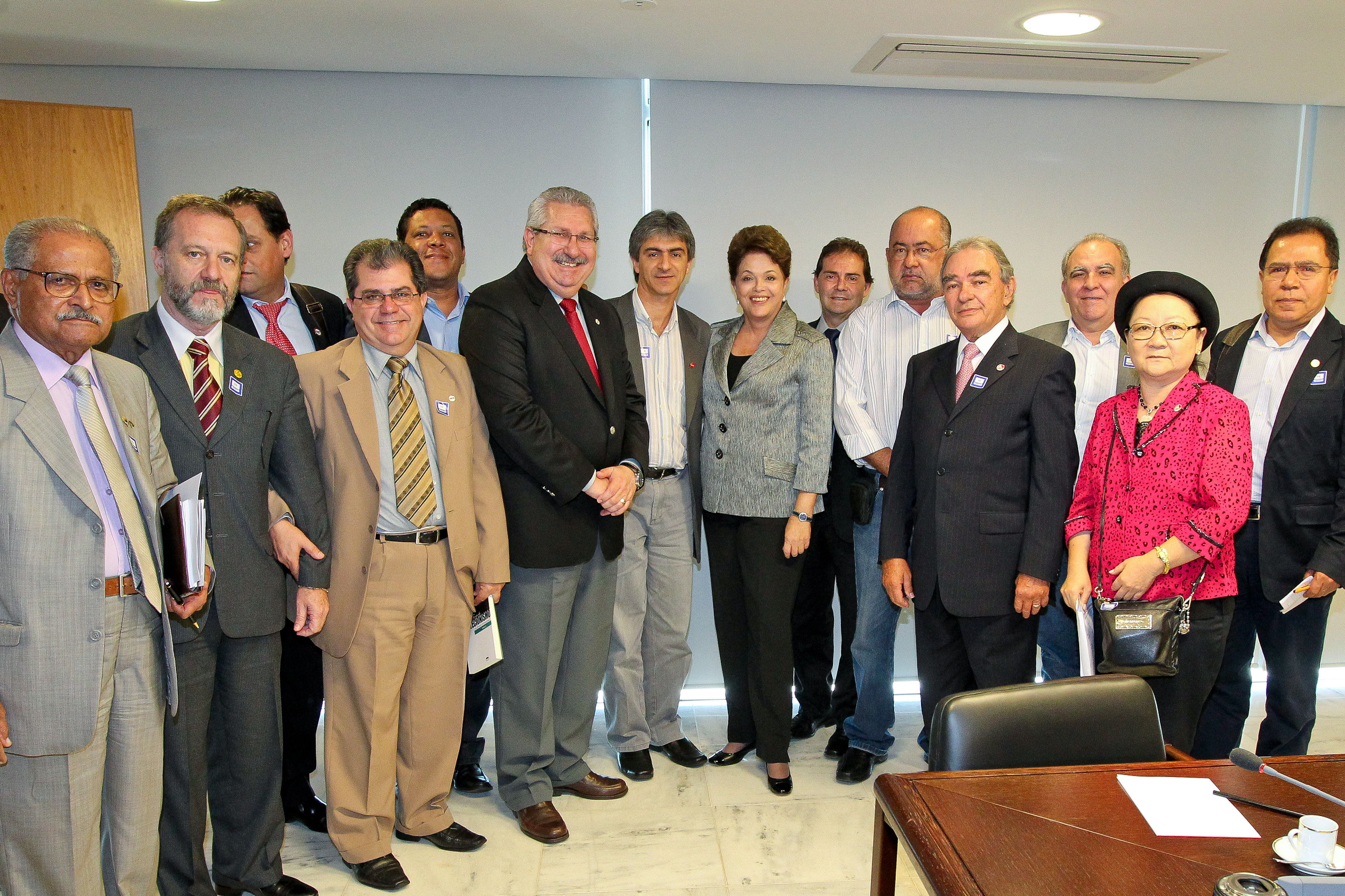 Presidenta Dilma Rousseff durante reunião com representantes das centrais sindicais (Brasília-DF, 29/08/2011)