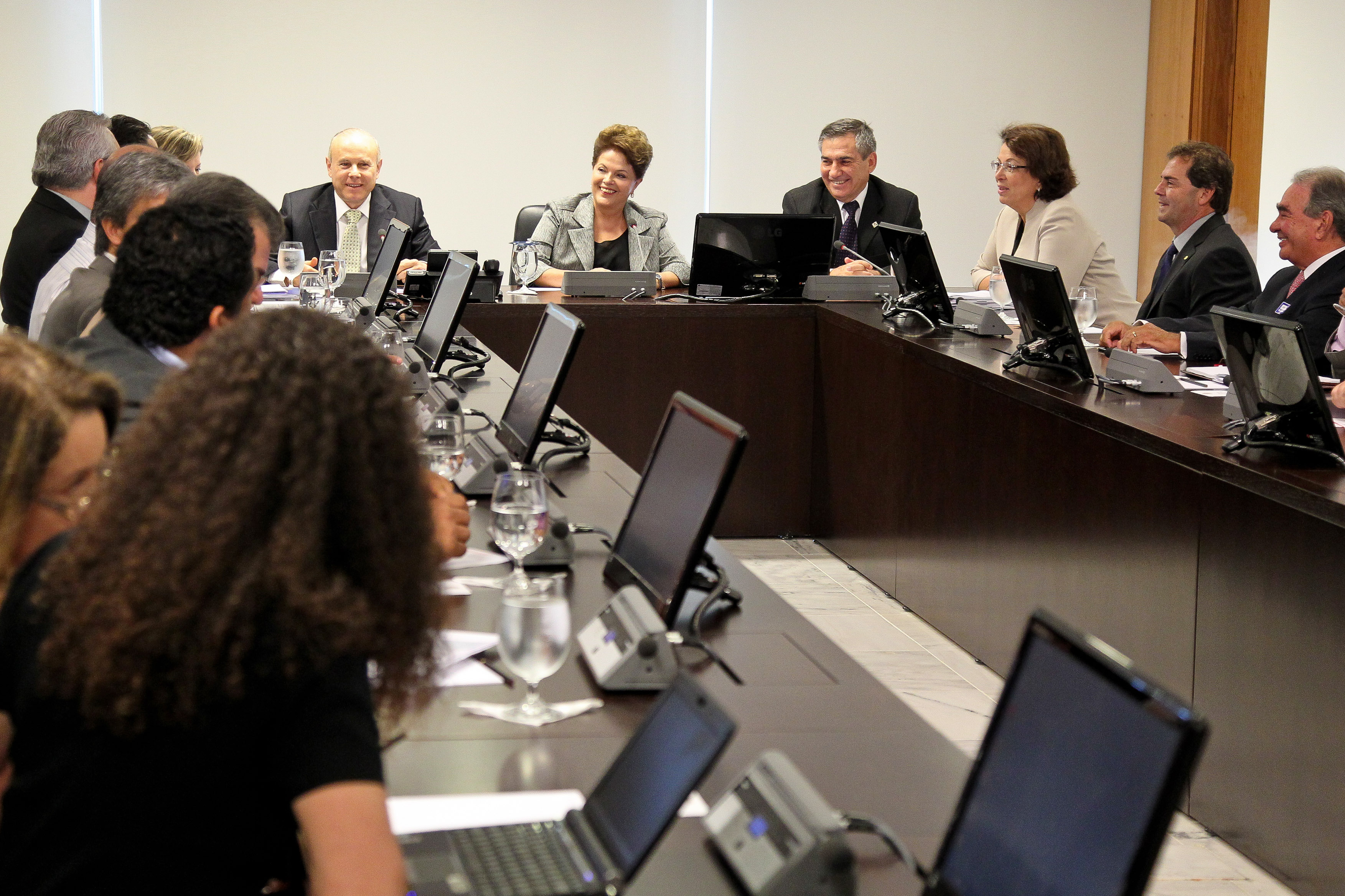 Presidenta Dilma Rousseff durante reunião com representantes das centrais sindicais (Brasília-DF, 29/08/2011)