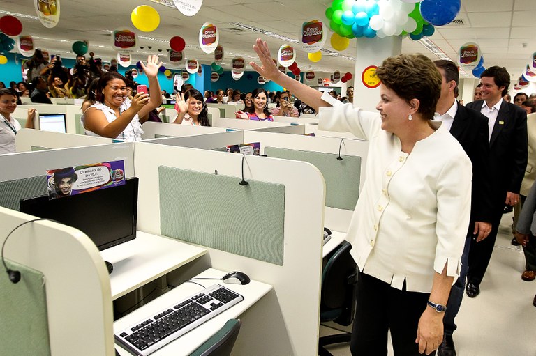 Presidenta Dilma Rousseff participa da Visita de inauguração das novas instalações da empresa Contax Contact Center (Recife-PE, 30/08/2011)