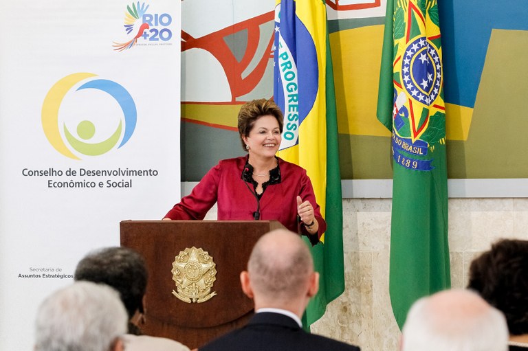 Presidenta Dilma Rousseff durante 39ª Reunião Ordinária do Pleno do Conselho de Desenvolvimento Econômico e Social - CDES. Brasília - DF, 30/08/2012