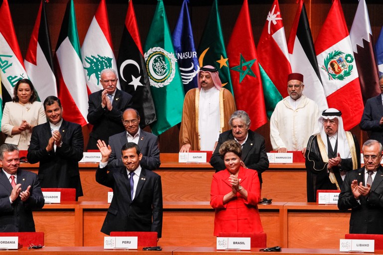 Presidenta Dilma Rousseff durante cerimônia de abertura da 3ª Cúpula ASPA. Lima - Peru, 02/10/2012