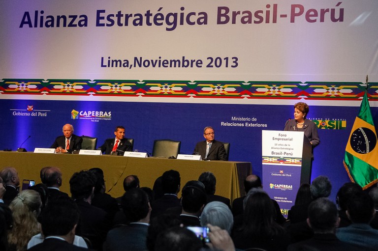  Presidenta Dilma Rousseff durante Seminário Empresarial Brasil-Peru. Lima-Peru, 11/11/2013  