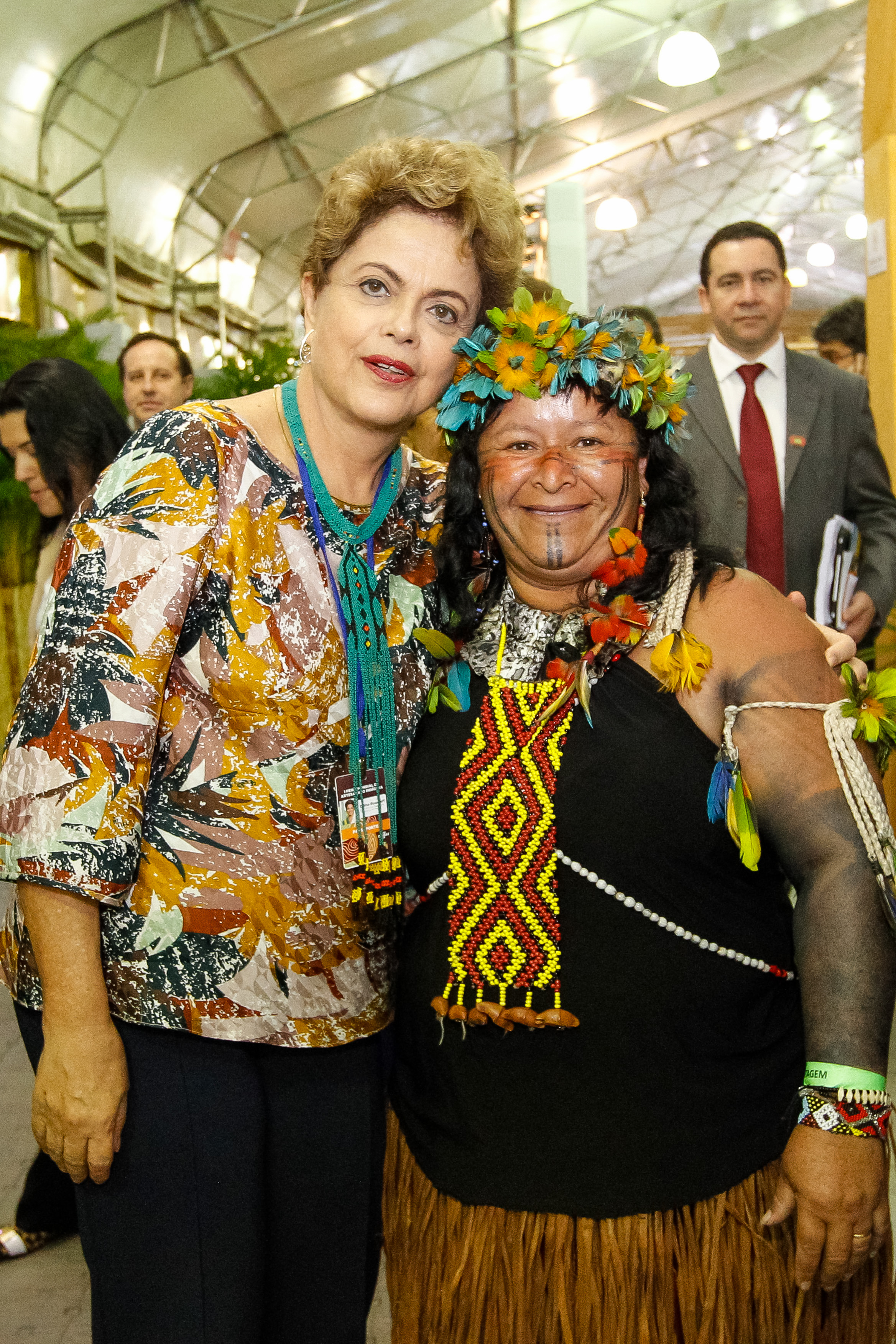  Presidenta Dilma Rousseff durante visita à Feira de Artes Indígenas. Palmas-TO, 23/10/2015  