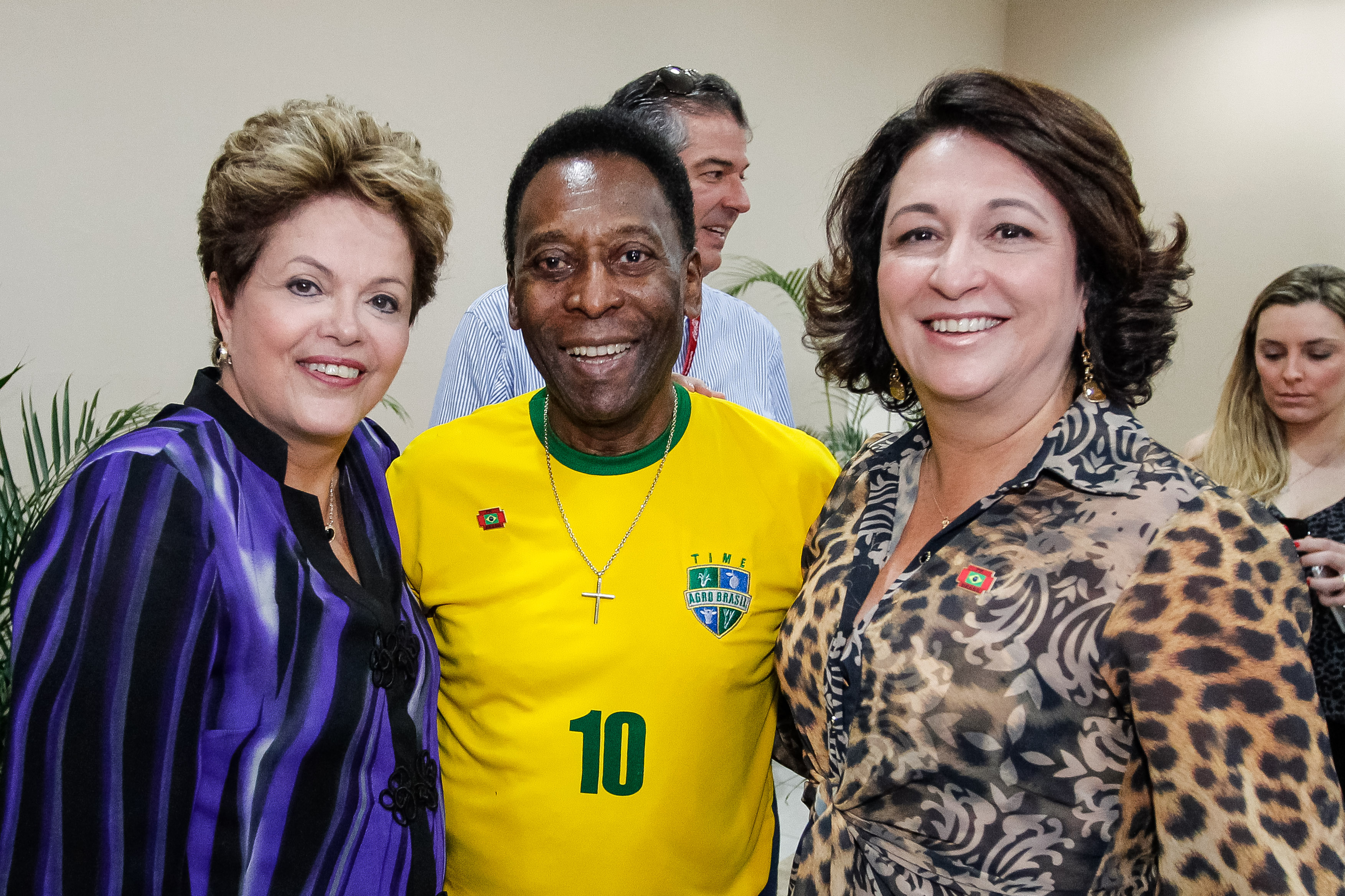 Presidenta Dilma Rousseff , Pelé  e a Senadora Kátia Abreu Presidenta da CNA durante abertura oficial da 79ª Exposição Internacional de Gado Zebu - Expozebu 2013. Uberaba - MG, 03/05/2013
