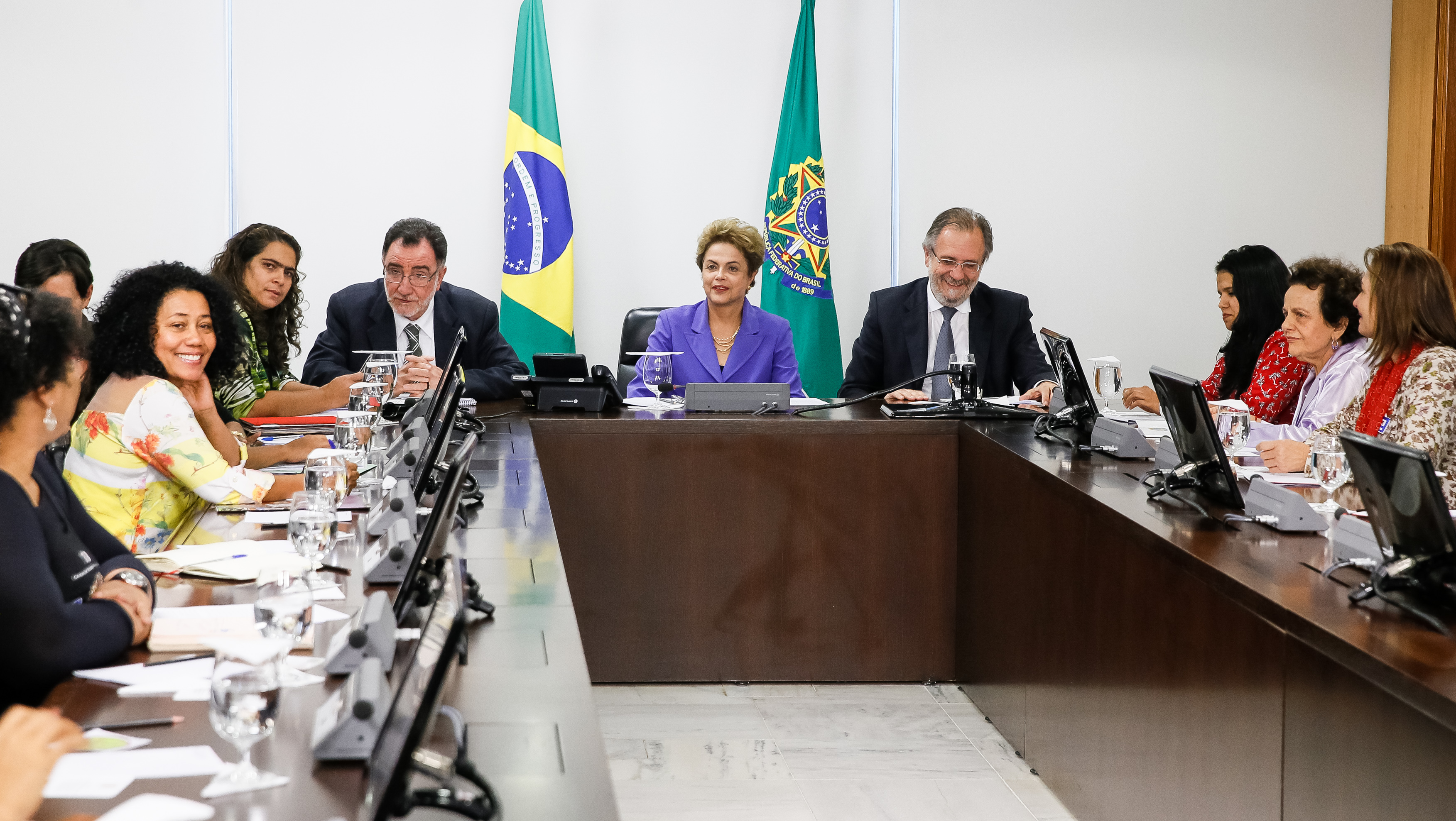  Presidenta Dilma Rousseff recebe Alessandra da Costa Lunas, Coordenadora-Geral da Marcha das Margaridas e representantes. Brasília-DF, 06/08/2015   