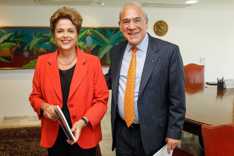 Presidenta Dilma Rousseff recebe o Senhor Ángel Gurría, Secretário-Geral da Organização para a Cooperação e Desenvolvimento Econômico - OCDE no Palácio do Planalto. Brasília-DF, 04/11/2015