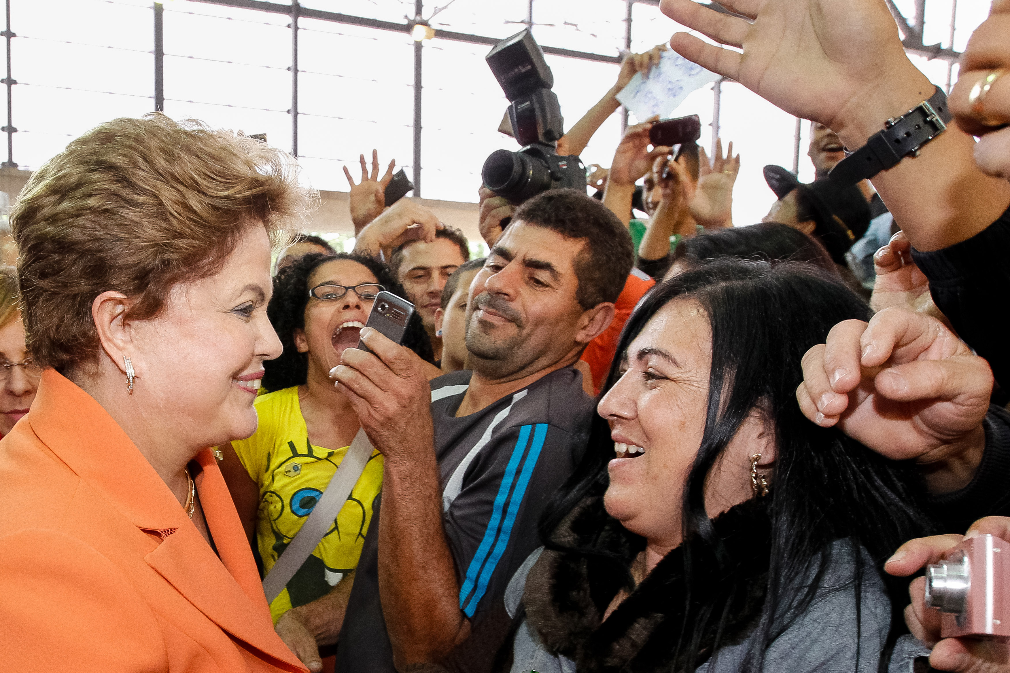  Presidenta Dilma Rousseff durante cerimônia de anúncio de investimentos do PAC2 Mobilidade Urbana para Guarulhos e Osasco. Guarulhos-SP, 07/11/2013  