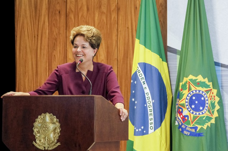 Presidenta Dilma Rousseff durante apresentação do PAC Mobilidade Médias Cidades, no Palácio do Planalto. Brasília - DF, 19/07/2012