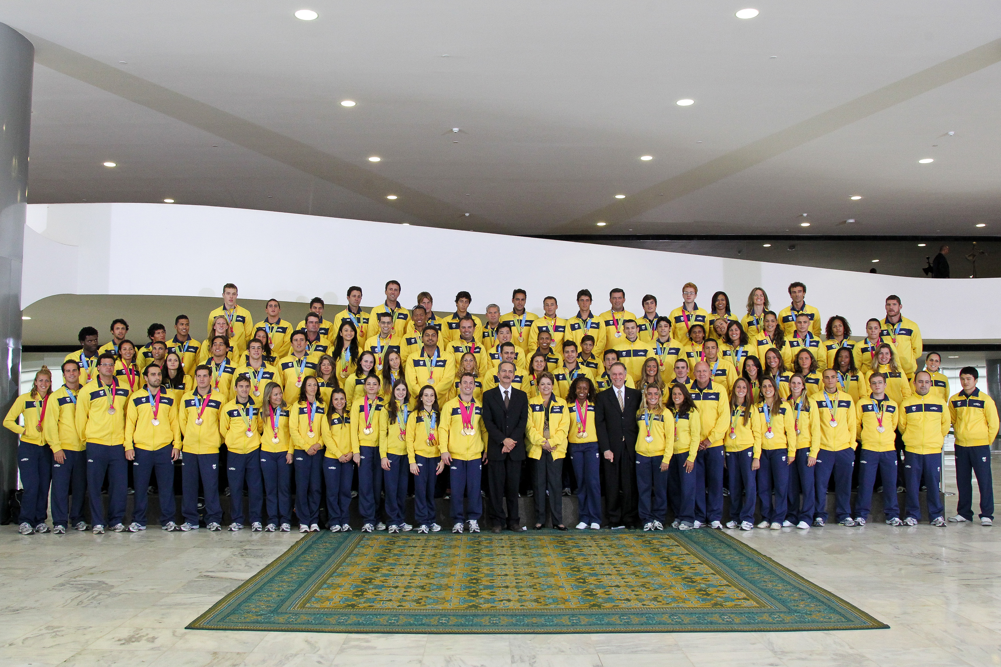 Presidenta Dilma Rousseff recebe atletas brasileiros medalhistas dos XVI Jogos Pan-Americanos de Guadalajara 2011. Brasília - DF, 09/11/2011
