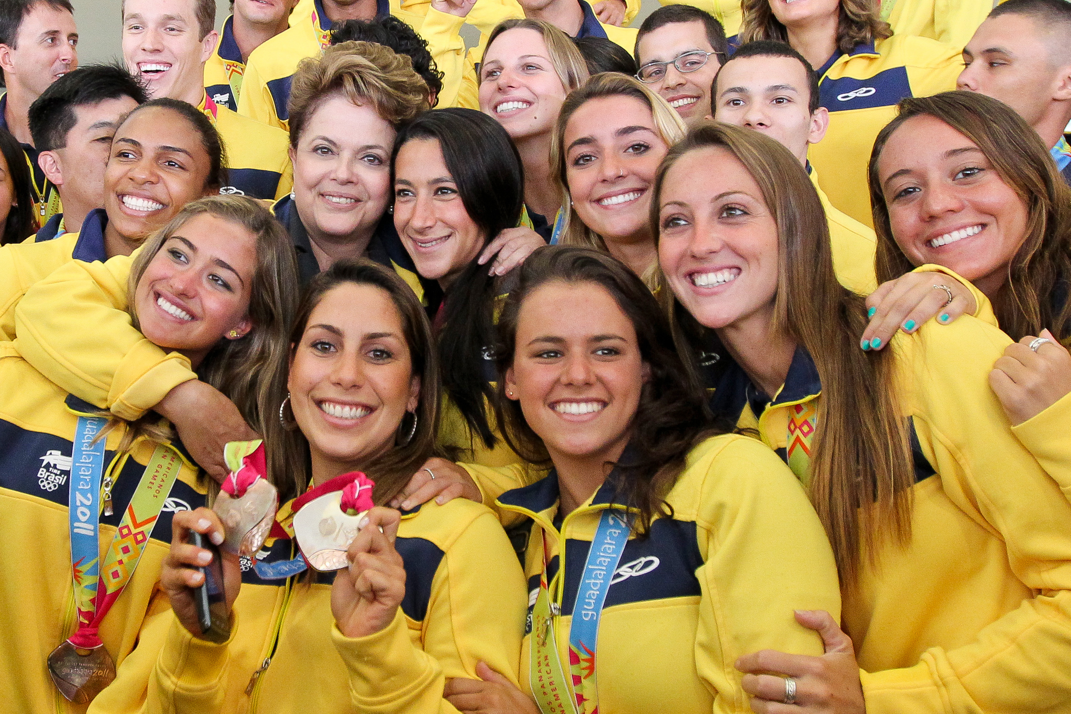 Presidenta Dilma Rousseff recebe atletas brasileiros medalhistas dos XVI Jogos Pan-Americanos de Guadalajara 2011. Brasília - DF, 09/11/2011
