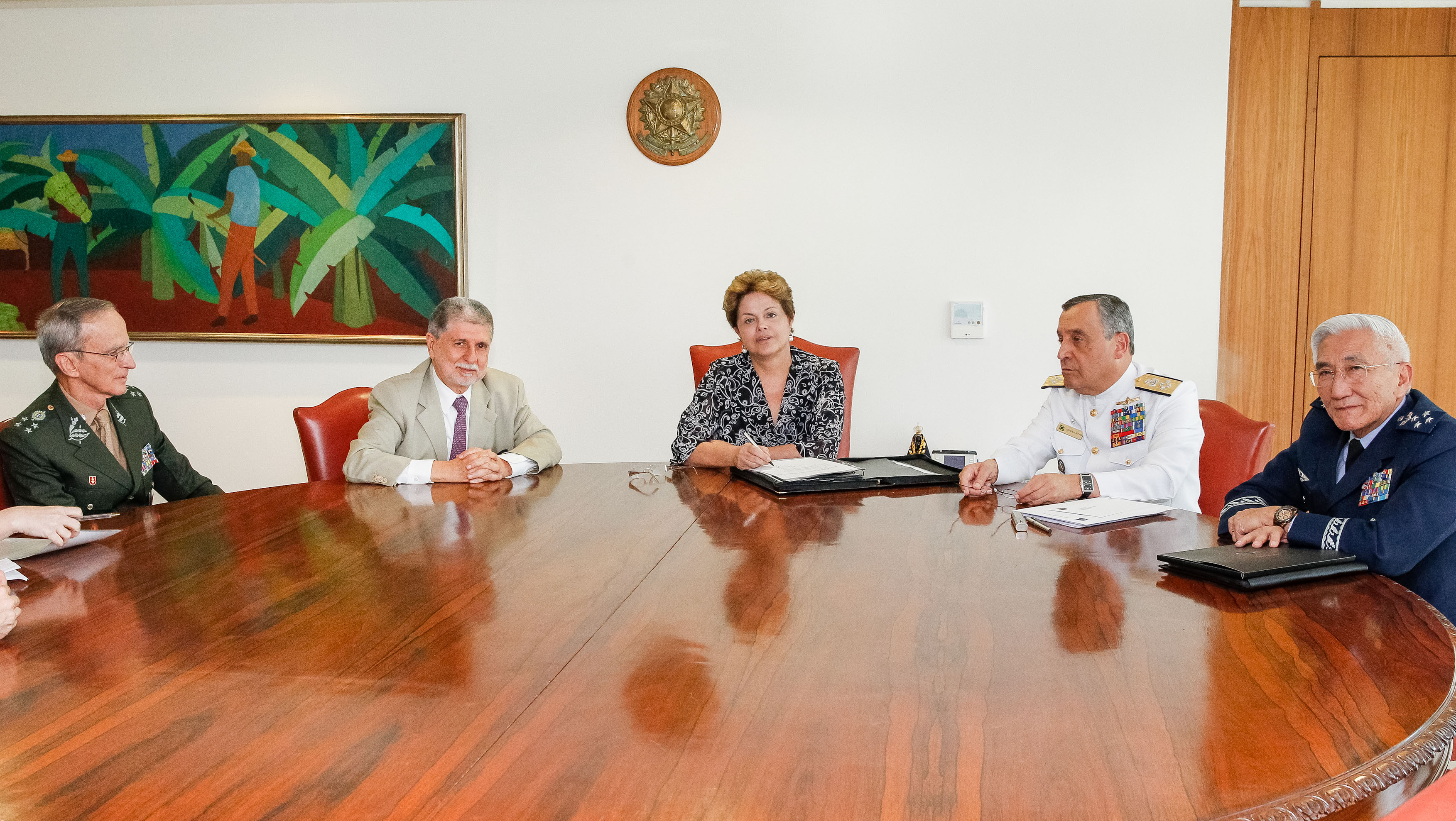 Presidenta Dilma Rousseff assina  promoção da primeira mulher Almirante do Brasil, Dalva Maria Carvalho Mendes. Brasília - DF, 23/11/2012