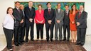 Presidenta Dilma Rousseff e a Ministra Ideli Salvatti da Secretaria de Relações Institucionais, posa para foto ao lado do Senhor Paulo Ziulkoski  Presidente da Confederação Nacional dos Municípios,  e Representantes de Entidades Municipalistas. Brasília - DF, 11/07/2013