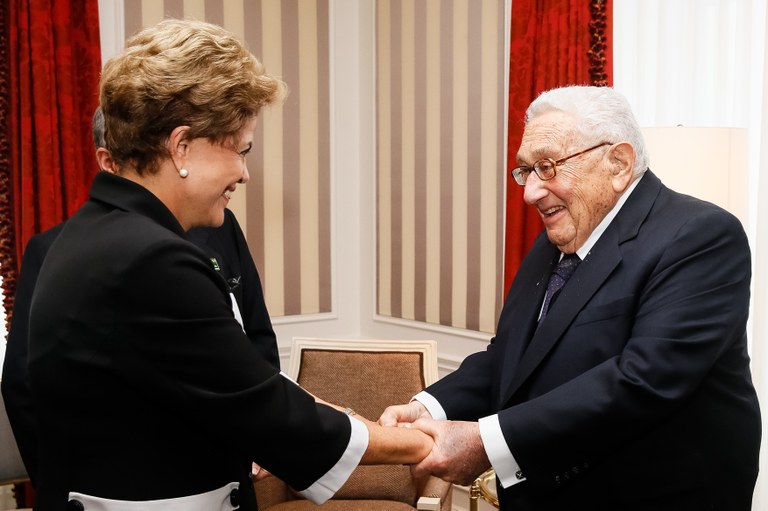  Presidenta Dilma Rousseff durante audiência concedida a Henry Kissinger. Nova Iorque-EUA, 29/06/2015  