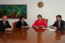  Presidenta Dilma Rousseff durante audiência Ministro de Ciência e Tecnologia, Aloizio Mercadante a Ministra do Meio Ambiente, Izabella Teixeira e o Presidente do Instituto Nacional de Pesquisas Espaciais, Sr. Gilberto Câmara. Brasília - DF, 05/12/2011