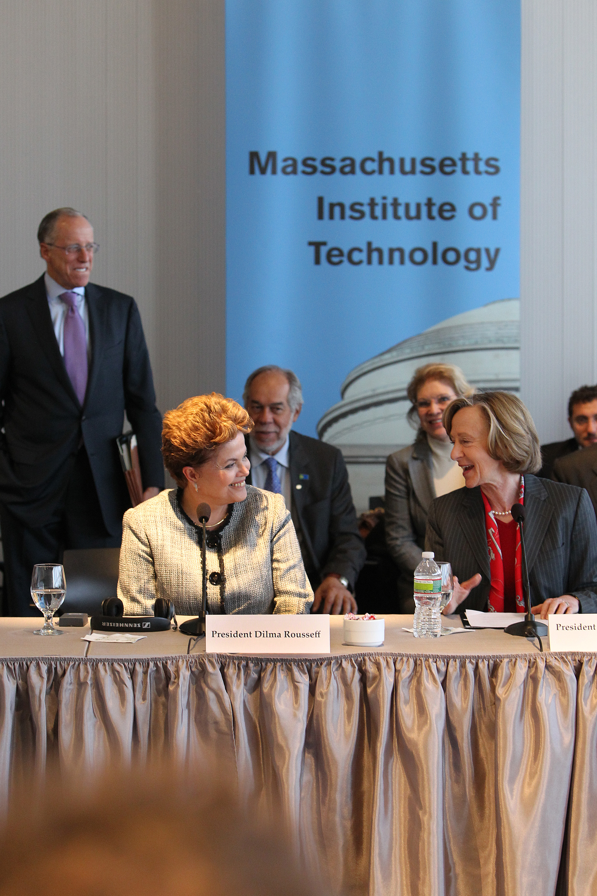 Presidenta Dilma Rousseff durante reunião com a Sra. Susan Hockfield, presidenta do Massachussets Institute of Technology (MIT). Boston-EUA, 10/04/2012