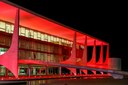  Palácio do Planalto participa da Campanha Dezembro Vermelho, alerta sobre a prevenção da AIDS. Brasília-DF, 02/12/2015  