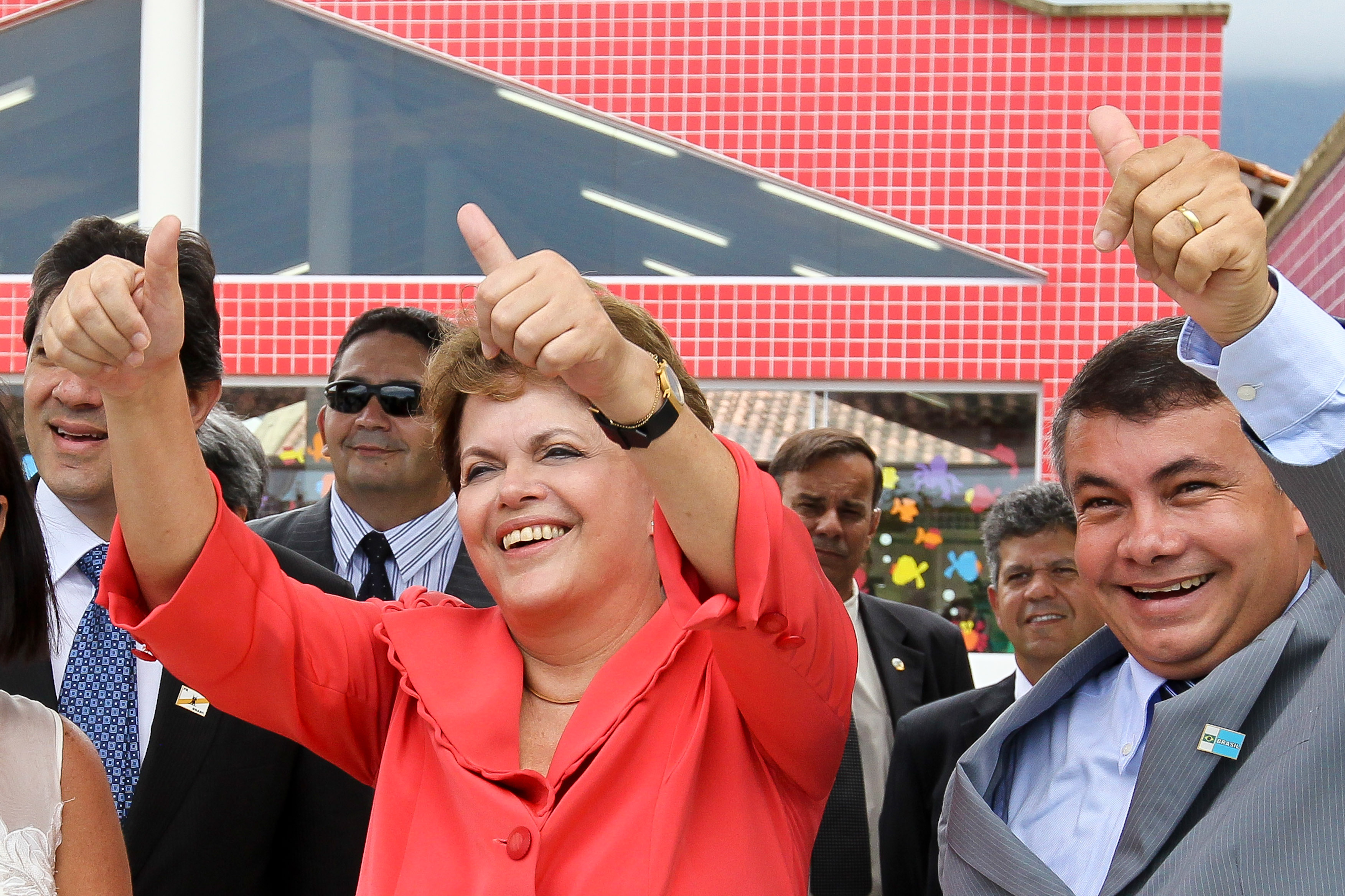 Presidenta Dilma Rousseff durante visita as instalações do Centro Municipal de Educação Infantil Júlia Moreira da Silva. Angra dos Reis - RJ, 18/01/2012