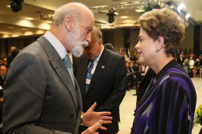  Presidenta Dilma Rousseff e o Príncipe Miguel de Kent nasceu durante cerimônia de abertura da 2ª Conferência Global de Alto Nível sobre Segurança no Trânsito. Brasília-DF, 18/11/2015