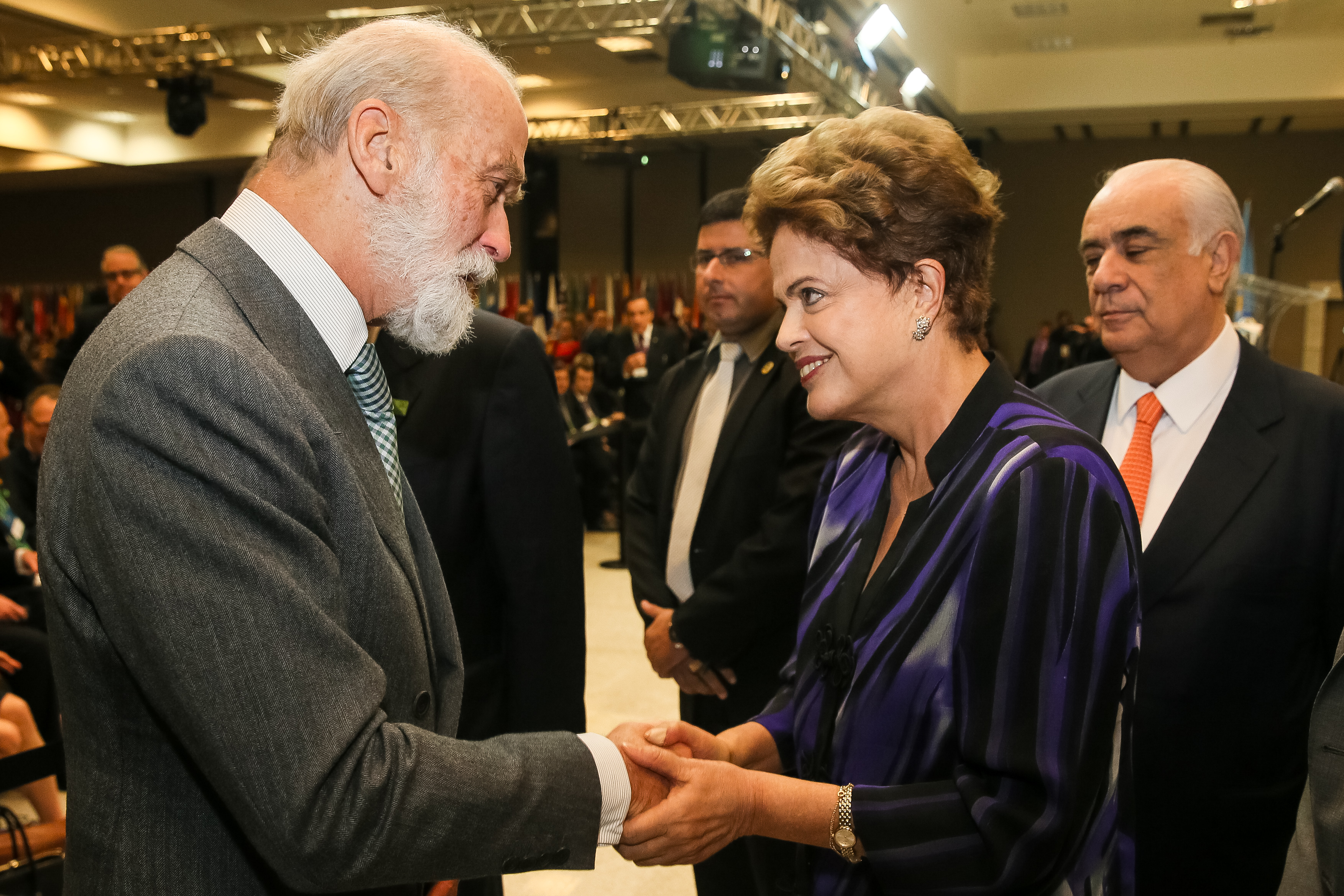  Presidenta Dilma Rousseff e o Príncipe Miguel de Kent nasceu durante cerimônia de abertura da 2ª Conferência Global de Alto Nível sobre Segurança no Trânsito. Brasília-DF, 18/11/2015 