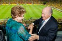 Presidenta Dilma Rousseff e o Presidente da Fifa, Joseph S. Blatter durante comemoração do terceiro gol do time do Brasil no jogo de abertura da Copa das Confederações. Brasília - DF, 15/06/2013