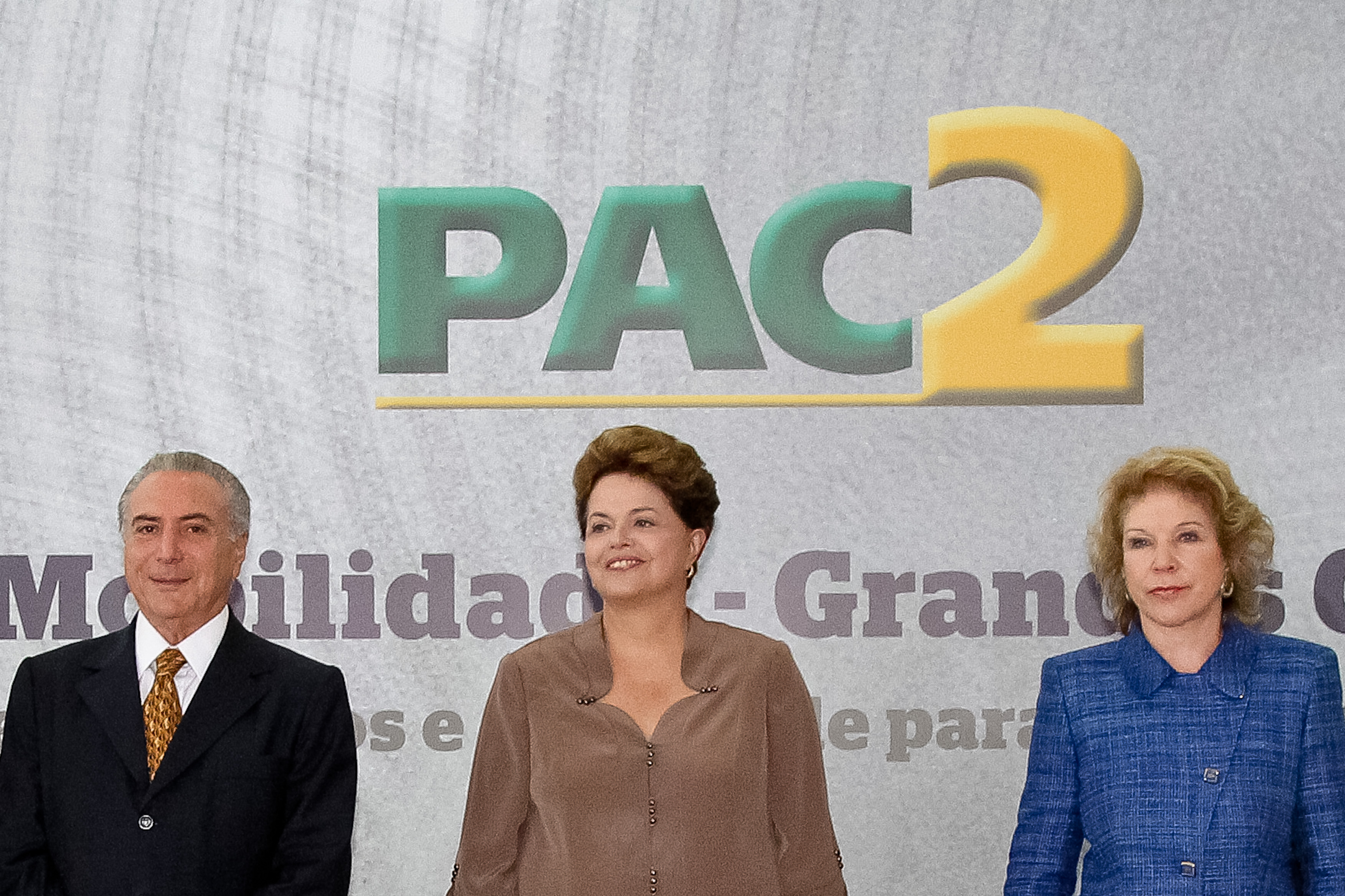 Presidenta Dilma Rousseff durante cerimônia de anúncio de investimentos do PAC Mobilidade Grandes Cidades. Brasília - DF, 24/04/2012