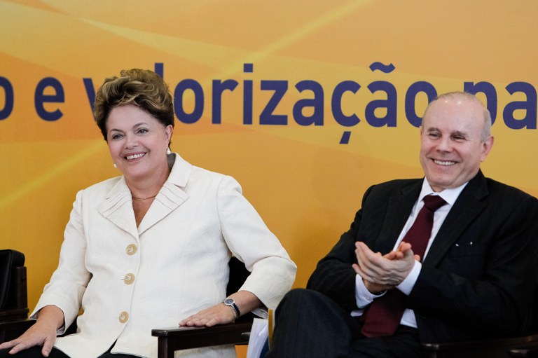 Presidenta Dilma Rousseff durante cerimônia de Anúncio do PAC Equipamentos – Programa de Compras Governamentais. Brasília - DF, 27/06/2012
