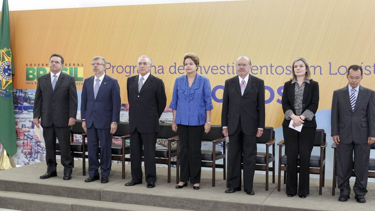 Presidenta Dilma Rousseff durante cerimônia de anúncio do Programa de Investimentos em Logística: Portos no Palácio do Planalto. Brasília - DF, 06/12/2012