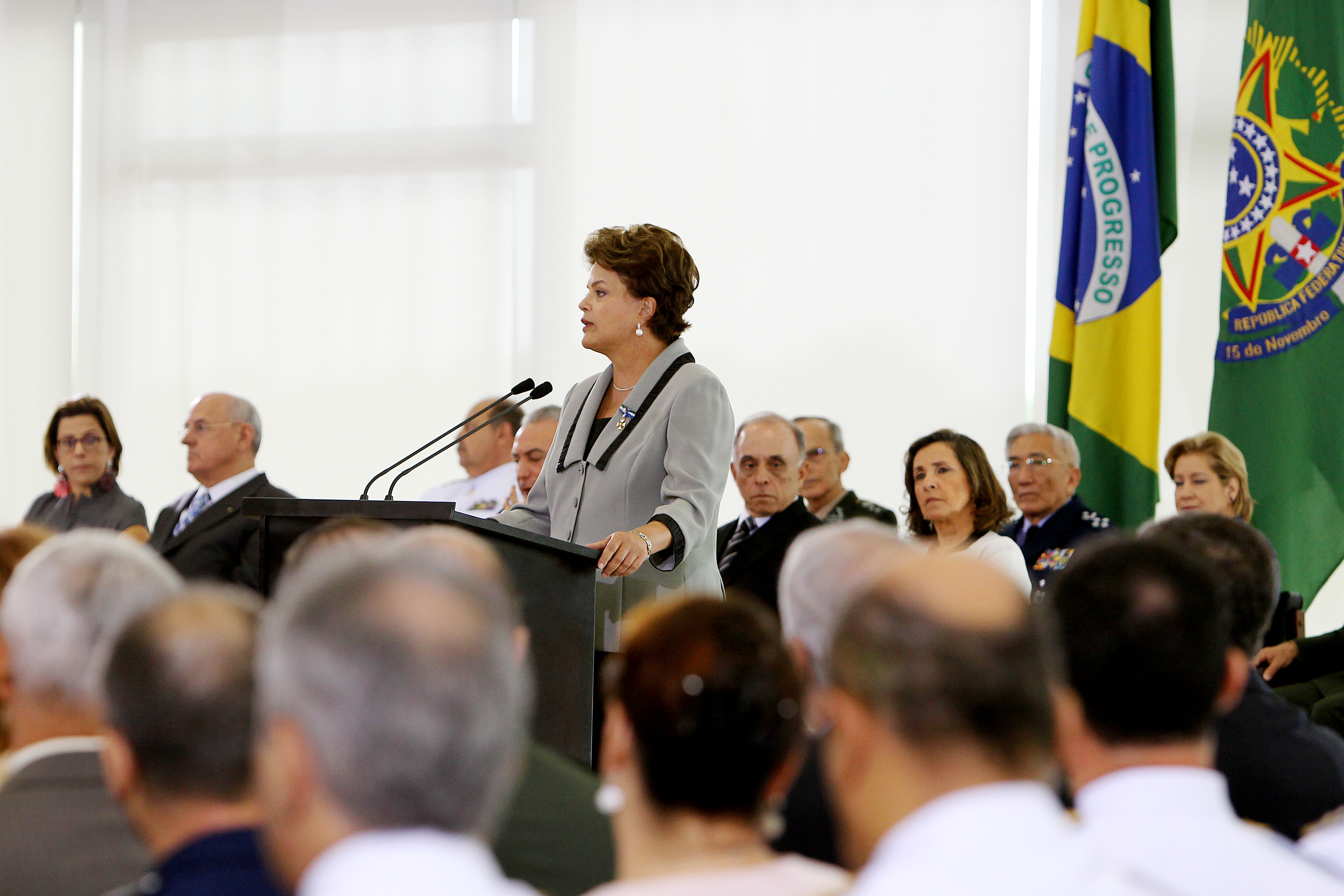 Presidenta Dilma Rousseff discursa durante cerimônia de apresentação dos novos oficiais-generais, no Palácio do Planalto. Brasília-DF, 05/04/2011 