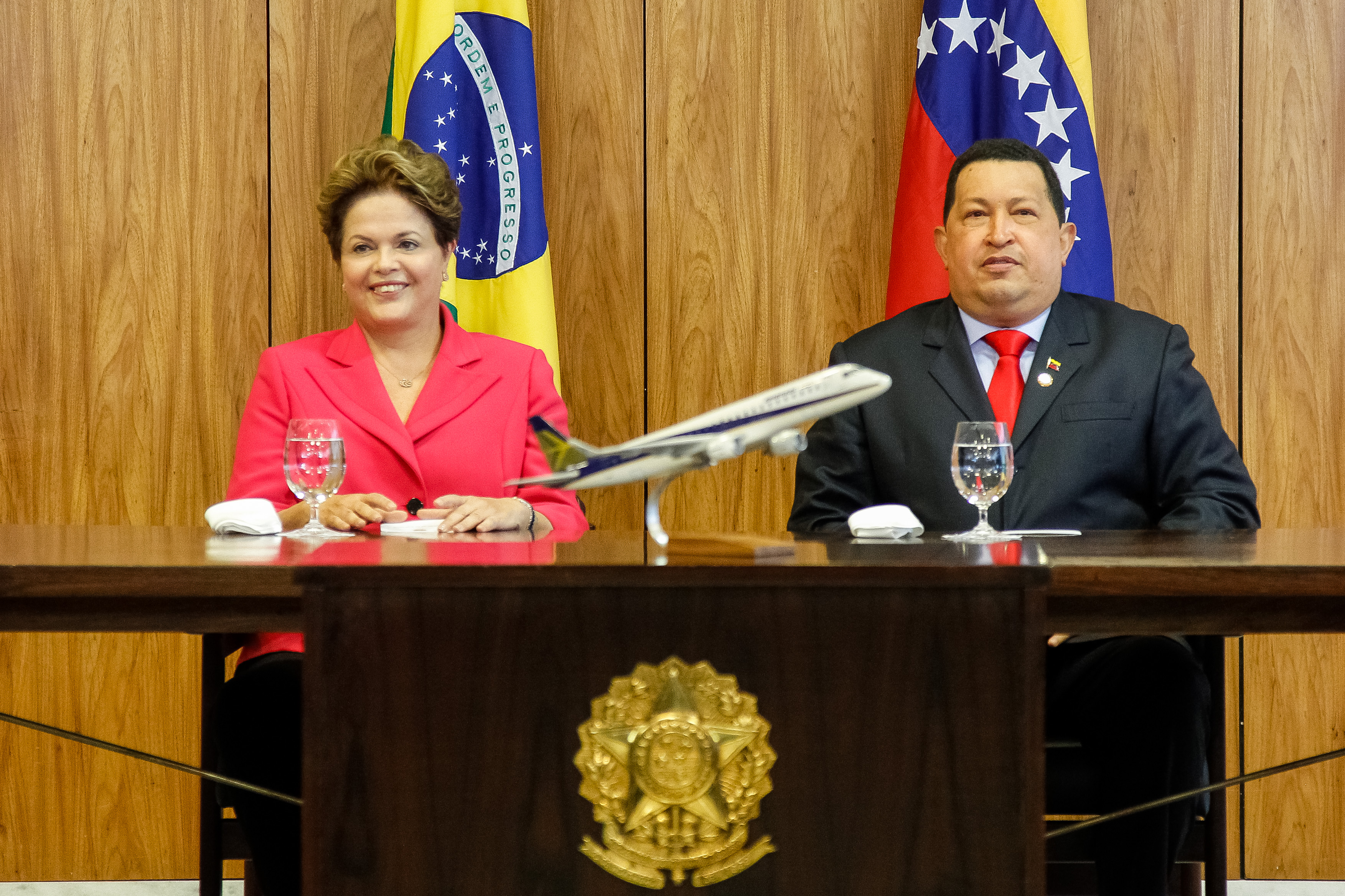 Presidenta Dilma Rousseff durante cerimônia de assinatura de atos com a República da Venezuela, no Palácio do Planalto. Brasília - DF, 31/07/2012