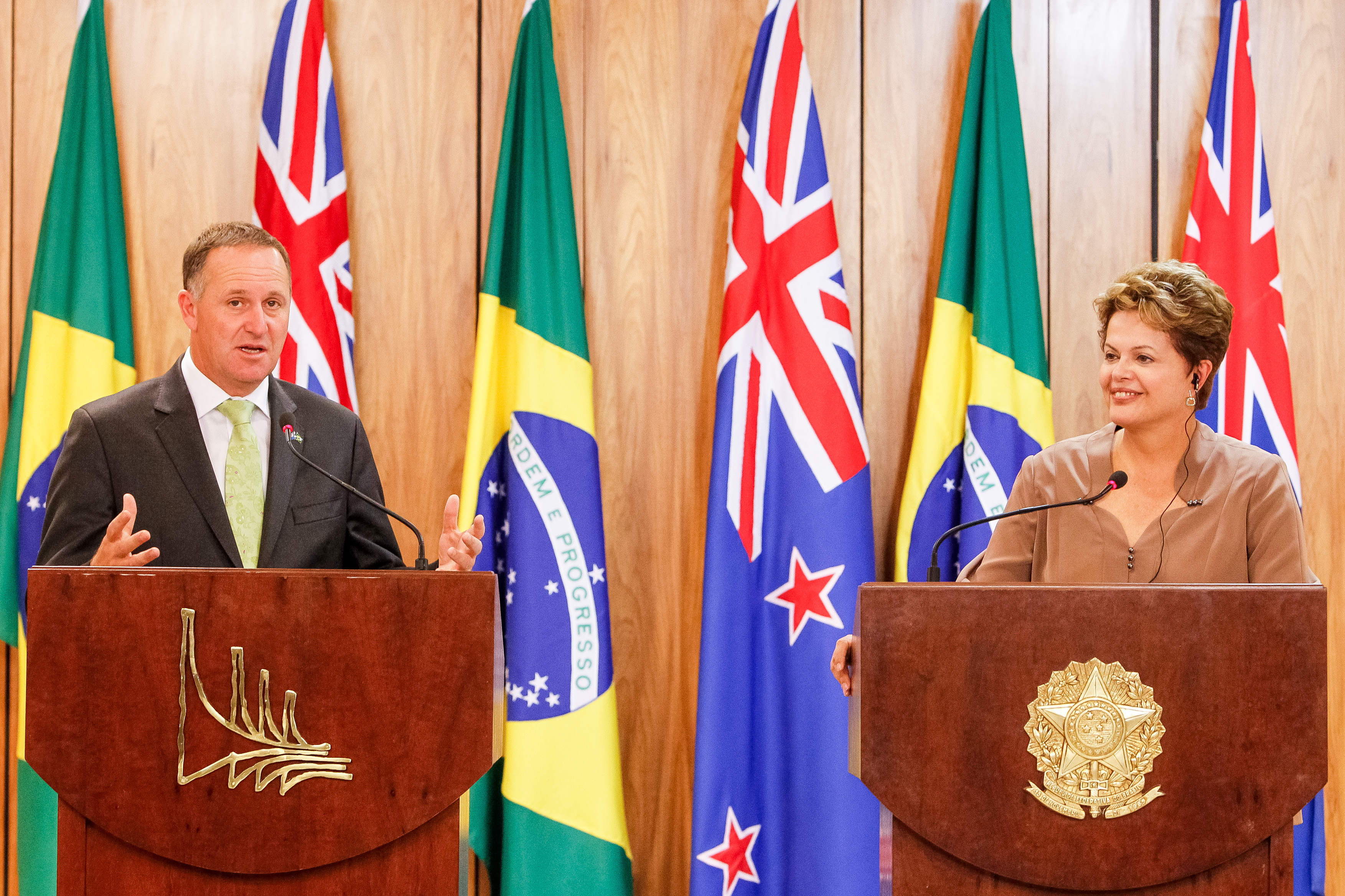 Presidenta Dilma Rousseff durante cerimônia de assinaturas de atos e declaração à imprensa, com o Primeiro-Ministro da Nova Zelândia, John Key, no Palácio do Planalto. Brasília-DF, 11/03/2013