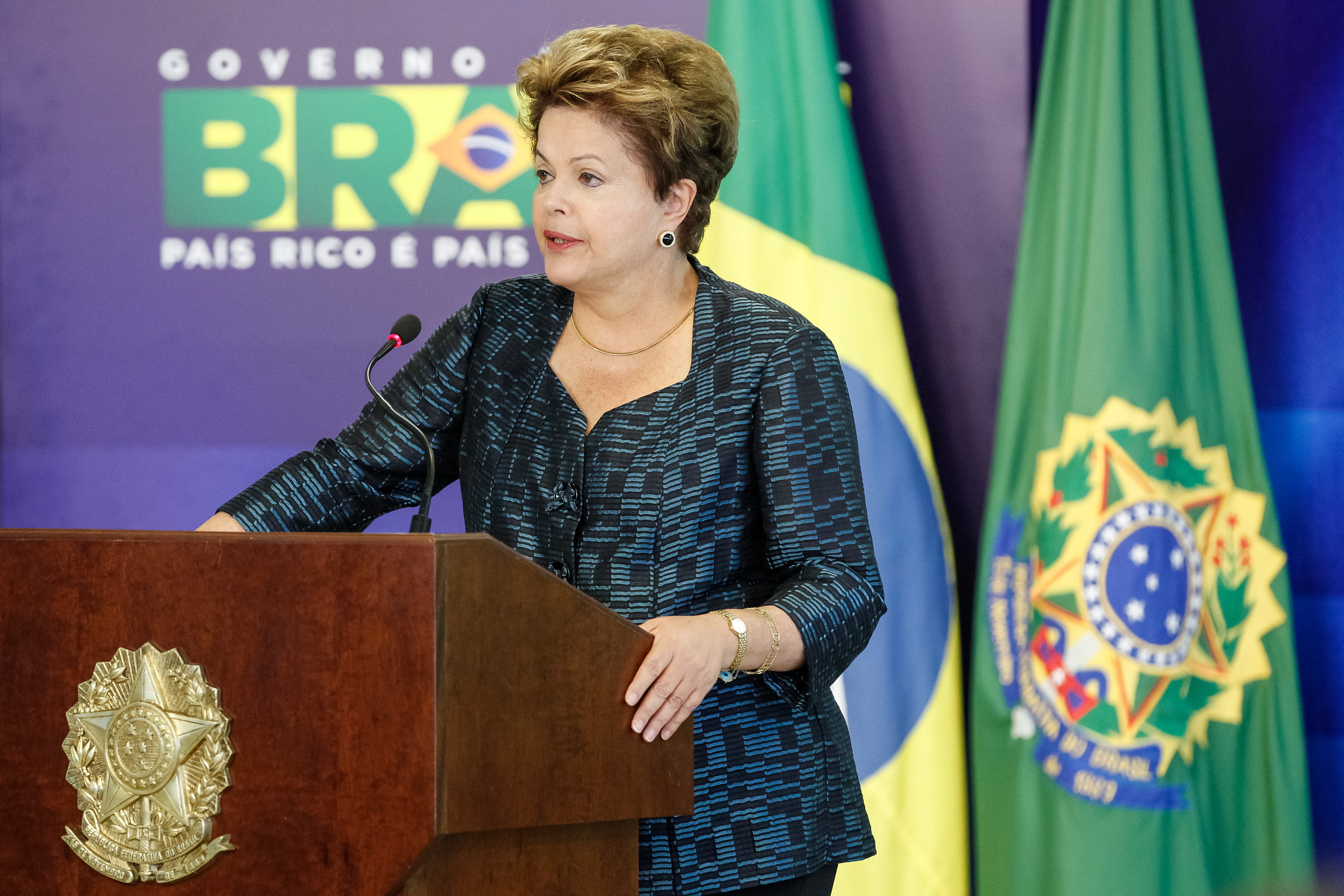 Presidenta Dilma Rousseff durante cerimônia de Assinatura do Primeiro Anúncio Público de Terminais de Uso Privado. Brasília - DF, 03/07/2013