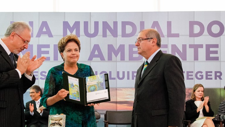 Presidenta Dilma Rousseff durante cerimônia de comemoração do Dia Mundial do Meio Ambiente. Brasília - DF, 05/06/2012