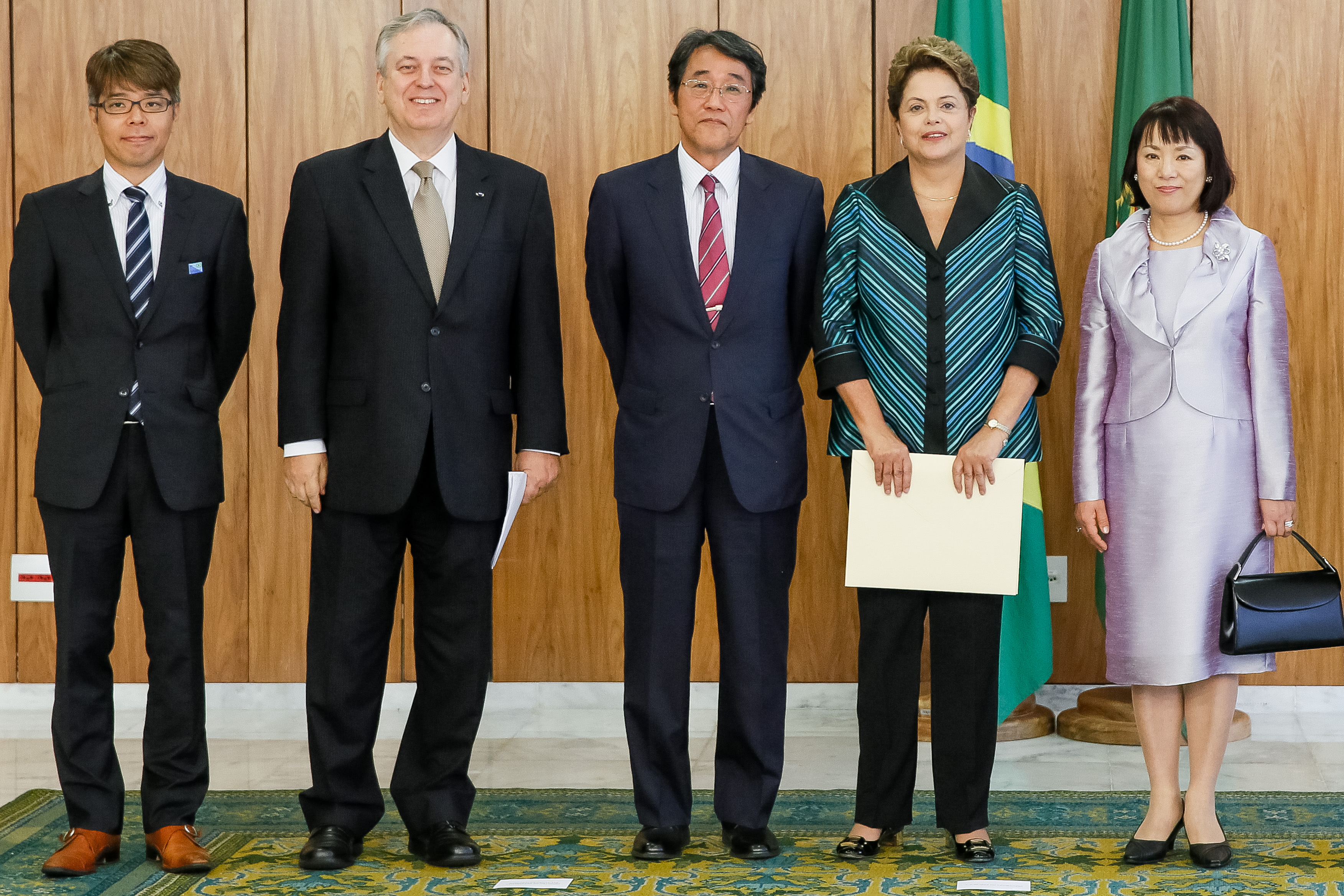 Presidenta Dilma Rousseff recebe do Embaixador do Japão Senhor, Kunio Umeda a carta credencial dos Embaixadores Estrangeiros. Brasília - DF, 10/11/2014