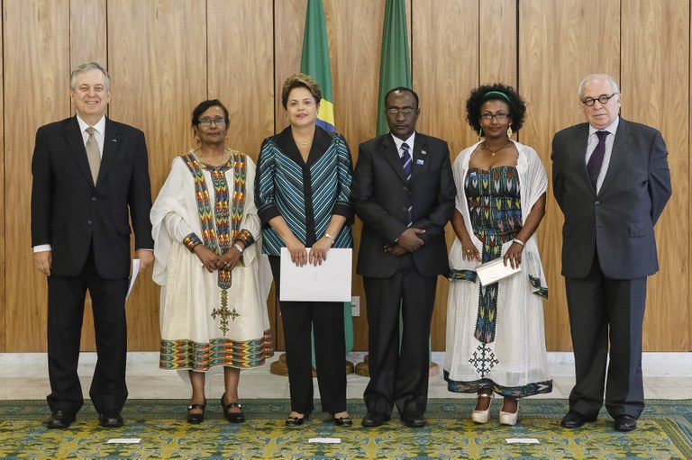 Presidenta Dilma Rousseff recebe da Embaixadora da República Democrática Federal da Etiópia Senhora, Sinknesh Ejigu a carta credencial dos Embaixadores Estrangeiros. Brasília - DF, 10/11/2014