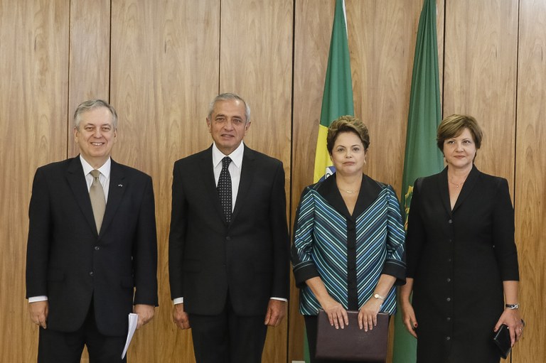 Presidenta Dilma Rousseff recebe do Embaixador da Armênia Senhor, Ashot Galoyan a carta credencial dos Embaixadores Estrangeiros. Brasília - DF, 10/11/2014