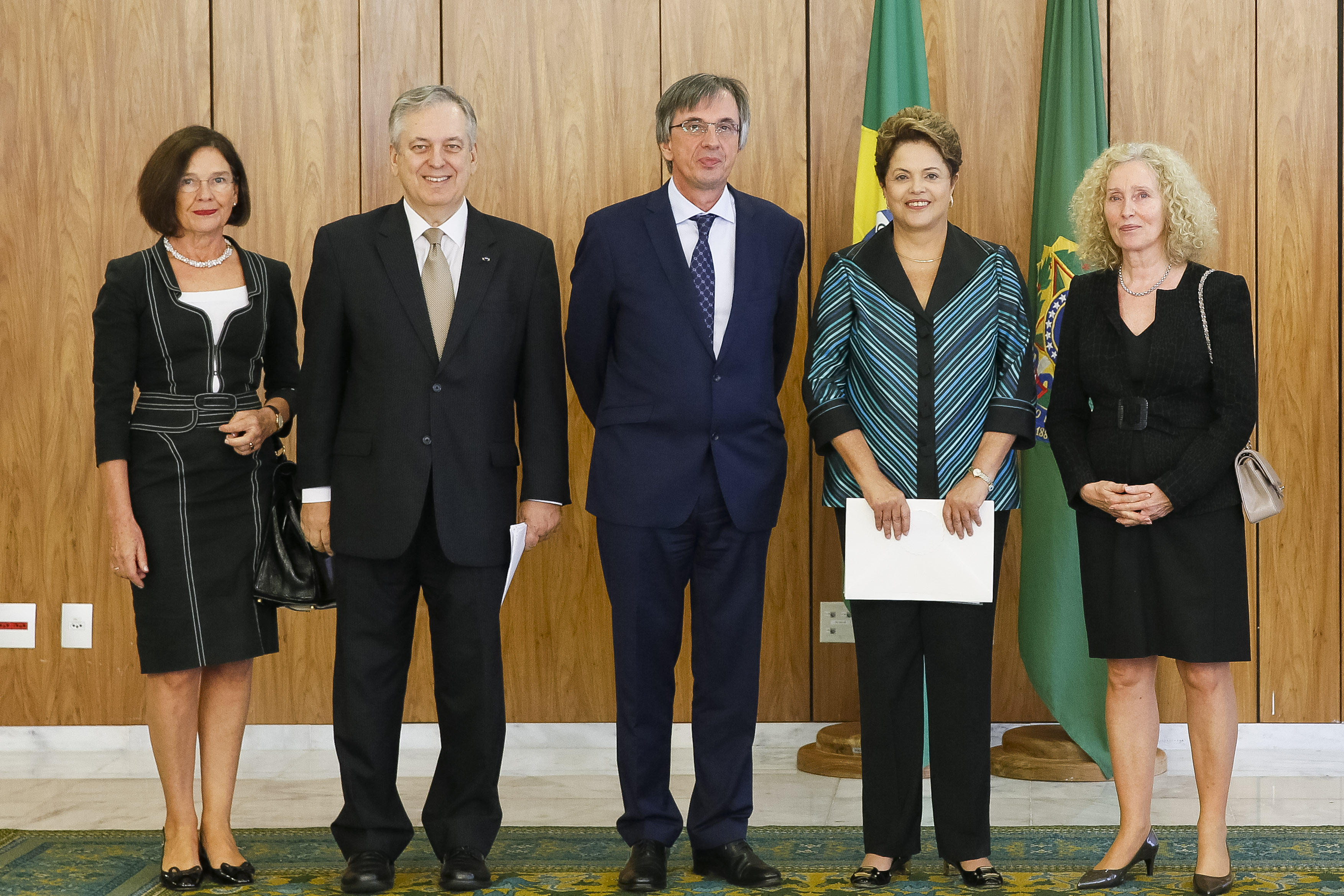 Presidenta Dilma Rousseff recebe do Embaixador da Republica Federal da Alemanha Senhor, Dirk Brengelmann a carta credencial dos Embaixadores Estrangeiros. Brasília - DF, 10/11/2014
