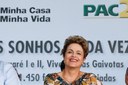 Presidenta Dilma Rousseff durante entrega de 1.484 unidades habitacionais dos Residenciais Recanto do Paçuaré I e II e Vivenda das Gaivotas, do Programa Minha Casa, Minha Vida. Rio de Janeiro-RJ, 12/05/2015 