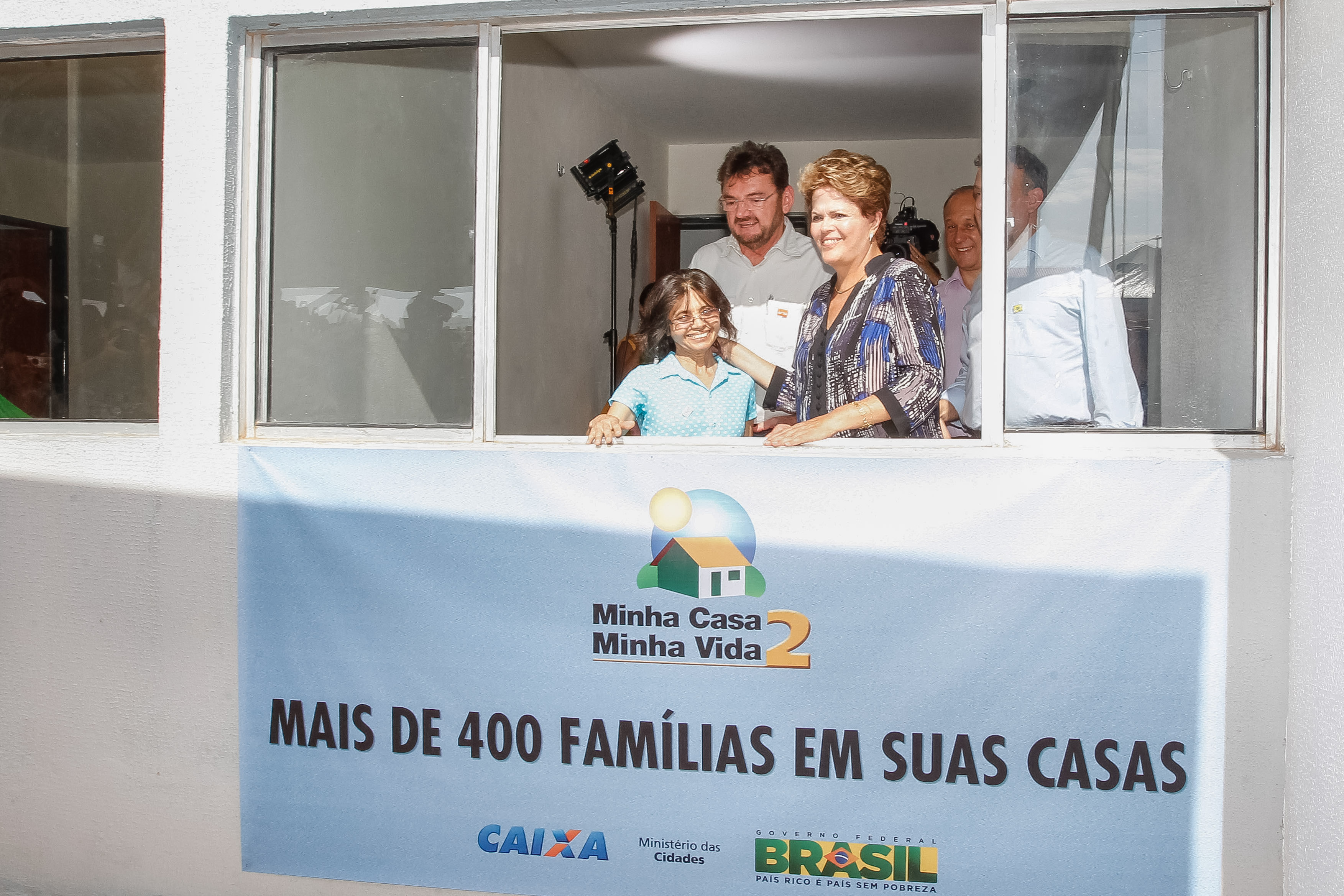 Presidenta Dilma Rousseff durante cerimônia de entrega de 400 Unidades Habitacionais do Residencial Bem Viver e 25 máquinas retroescavadeiras a municípios do Estado do Piauí. Teresina - PI, 18/01/2013