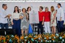Presidenta Dilma Rousseff durante descerramento de placa alusiva à entrega de 747 unidades habitacionais dos Residenciais Pérola VI e VII e Ajuricaba, do Programa Minha Casa Minha Vida. Boa Vista-RR, 07/08/2015