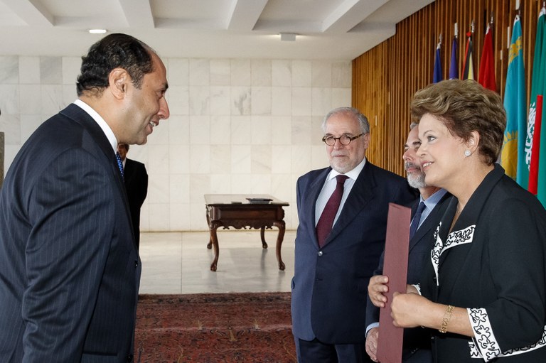 Presidenta Dilma Rousseff recebe credenciais do Sr. Hossam E. M. Zaki, embaixador da República Árabe do Egito durante cerimônia no Palácio Itamaraty. Brasília - DF, 23/01/2013