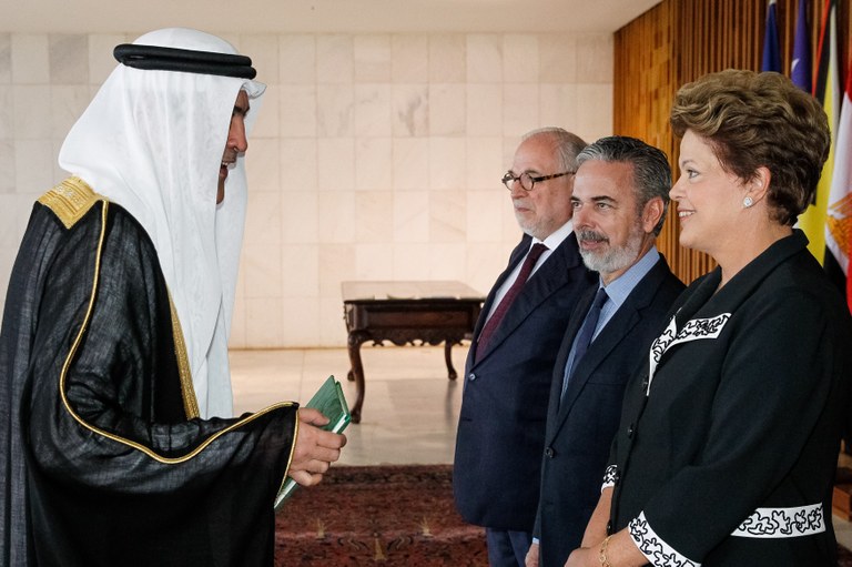 Presidenta Dilma Rousseff recebe credenciais do Sr. Hisham Sultan Al Zafir Al-Qahtani, embaixador do Reino da Arábia Saudita, durante cerimônia no Palácio Itamaraty. Brasília - DF, 23/01/2013