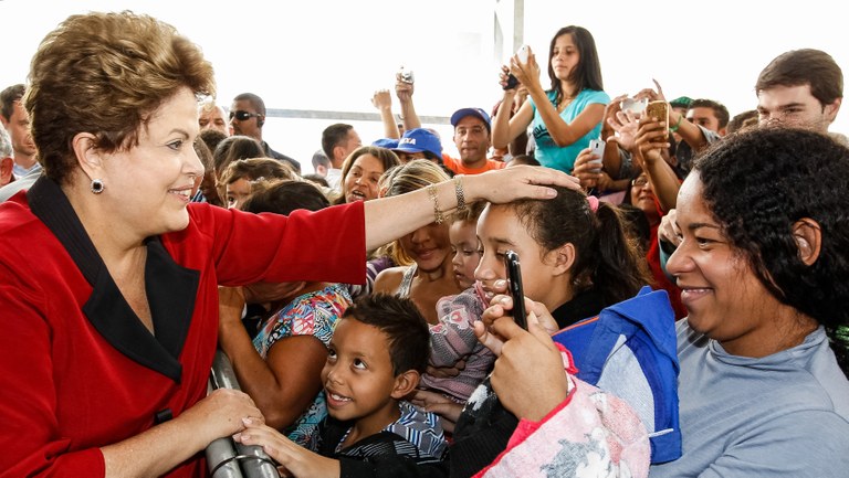  Presidenta Dilma Rousseff durante a cerimônia de entrega de 520 U.H. no Residencial Campinas Sírius. Campinas - SP, 29/08/2013