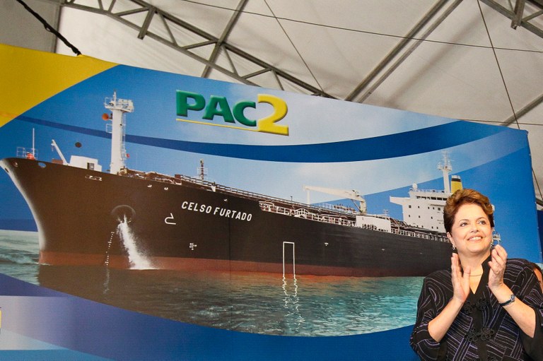 Presidenta  Dilma Rousseff durante a cerimônia de entrega do navio Celso Furtado no Estaleiro Mauá. Niterói - RJ, 25/11/2011