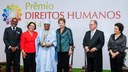 Presidenta Dilma Rousseff entrega o prêmio a Comissão de Combate à Intolerância Religiosa (Carlos Alberto Ivanir dos Santos) na categoria Promoção e Respeito à Diversidade Religiosa, durante cerimônia de entrega do Prêmio Direitos Humanos 2014 no Palácio do Itamaraty. Brasília-DF, 10/12/2014