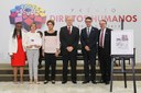 Presidenta Dilma Rousseff entrega o prêmio “Categoria Direito à Memória e à Verdade” ao Memorial da resistência de São Paulo, representado por Katia Regina Filipini Neves, Marcelo Matos na entrega do Prêmio Direitos Humanos 2015 - 21ª Edição. Brasília-DF, 11/12/2015